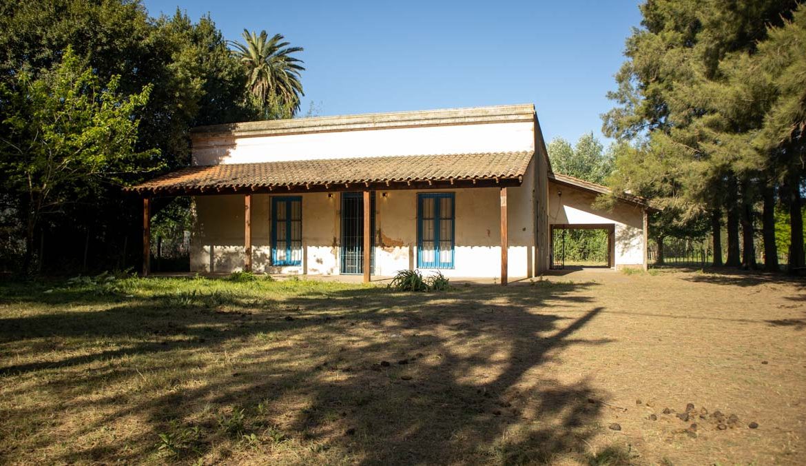 Casa estilo campo cerca del centro