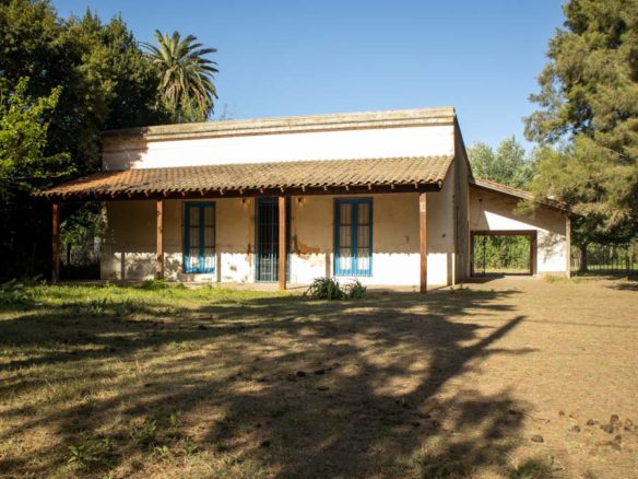 Casa estilo campo cerca del centro