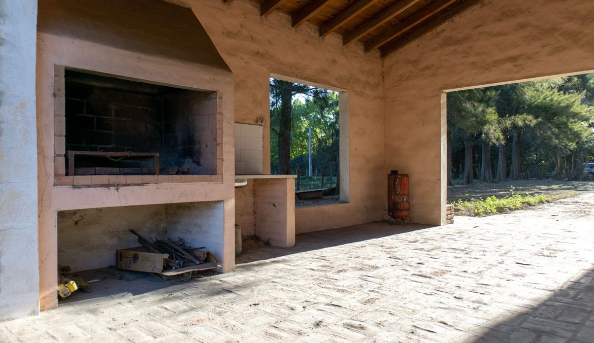 Casa estilo campo cerca del centro