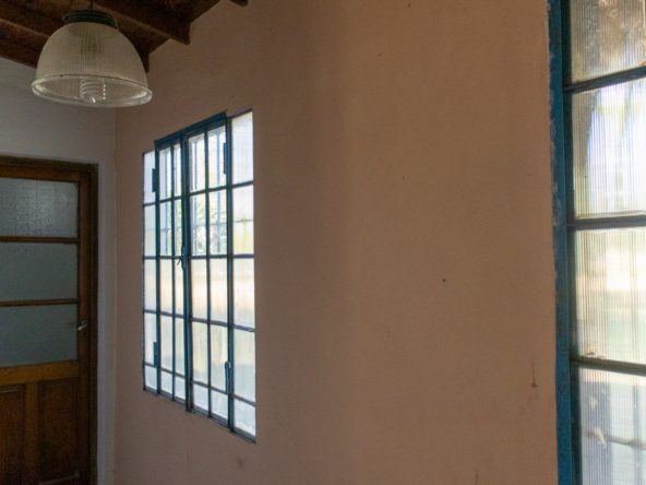 Casa estilo campo cerca del centro