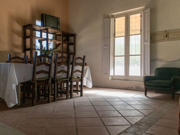 Casa estilo campo cerca del centro