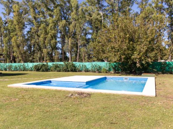 Casa con pileta en el Country Club de Lobos