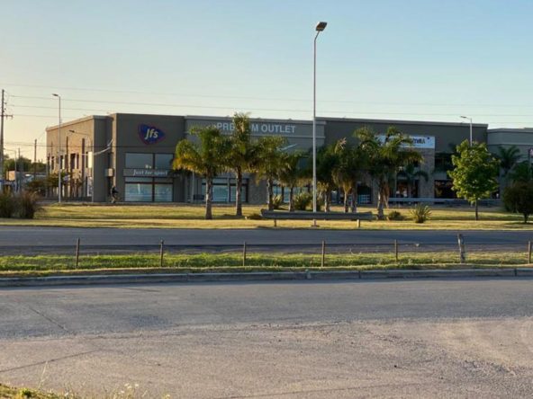 Fracción comercial/industrial en Cañuelas