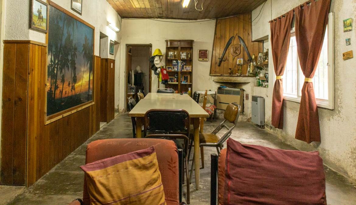 Casa con pileta en Villa Loguercio