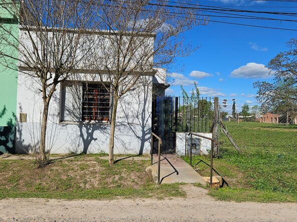 Casa de 70m2 en Empalme Lobos - Sebastián Zara
