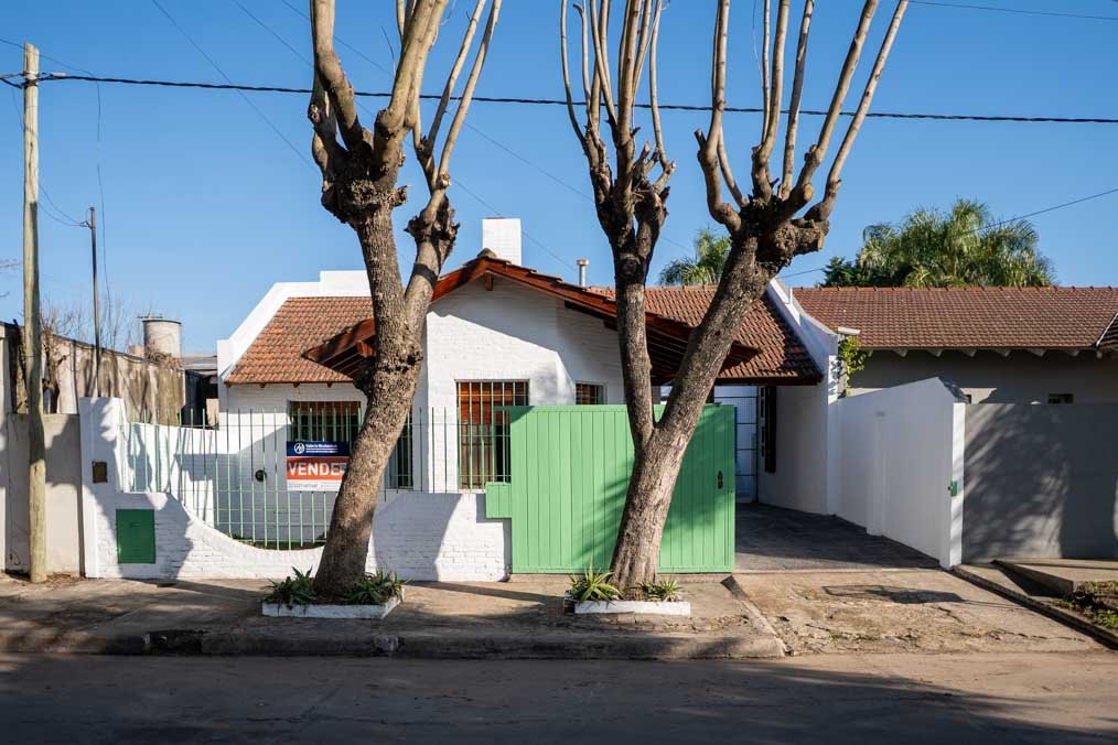 Sebastián Zara Casa céntrica apta crédito con posibilidad de permuta
